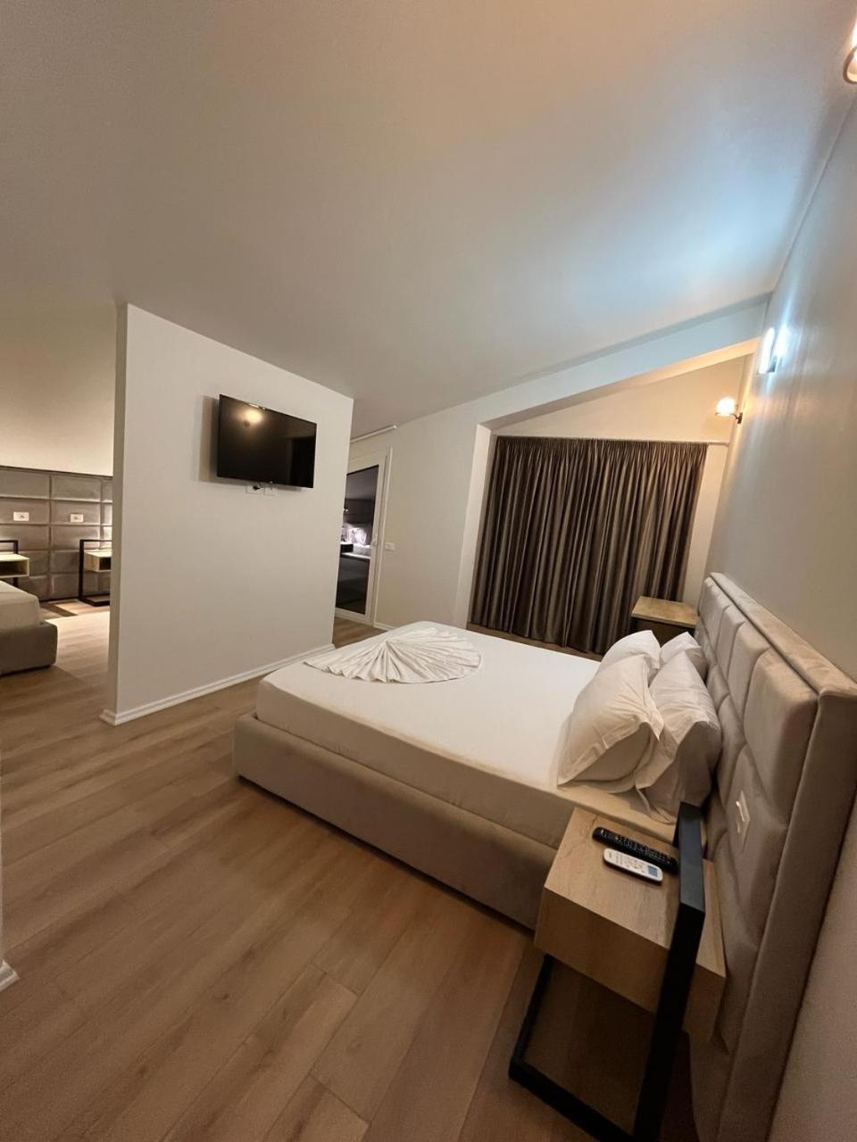 Hotel Noel Vlore Luaran gambar